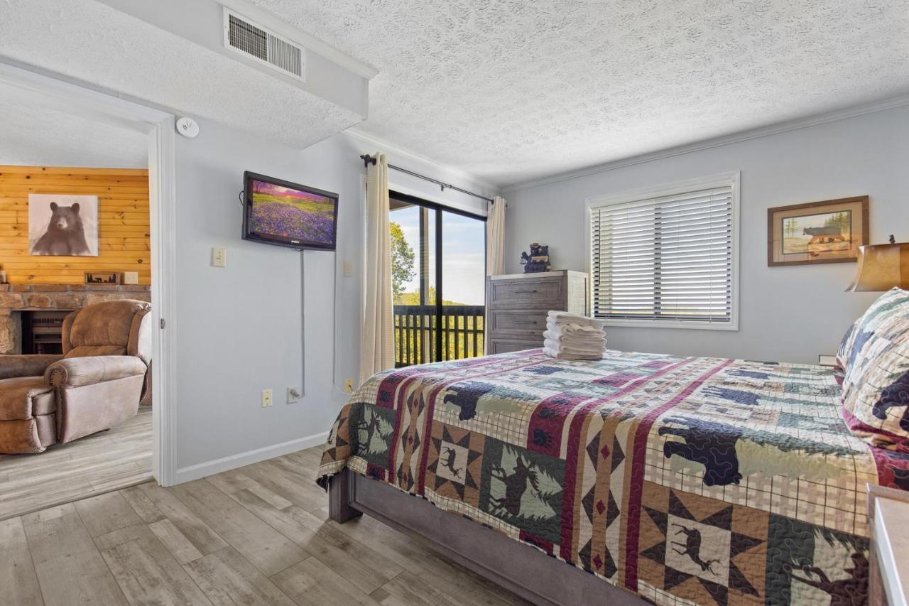 Appartamento Bear Cub Retreat Gatlinburg Esterno foto
