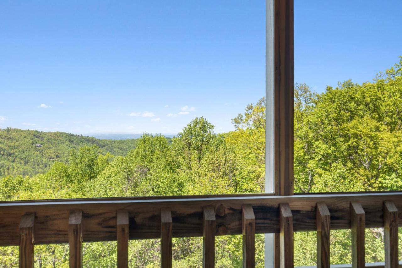 Appartamento Bear Cub Retreat Gatlinburg Esterno foto