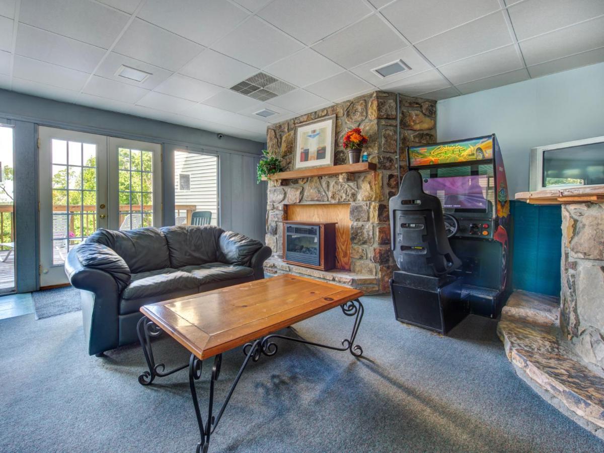Appartamento Bear Cub Retreat Gatlinburg Esterno foto